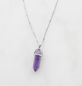 Necklace with amethyst